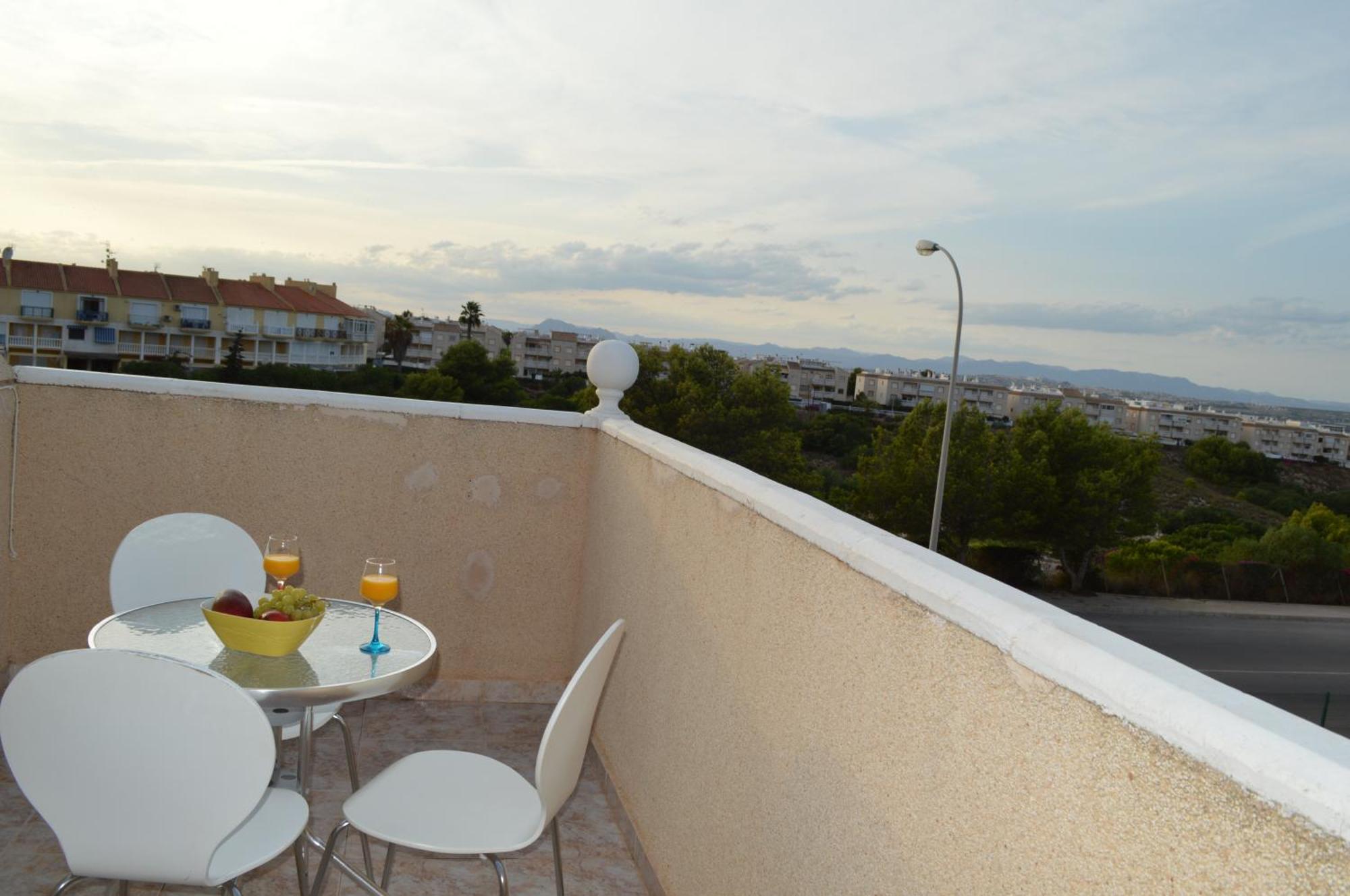 Residencial Torrealmar Con Vistas Appartement Torrevieja Buitenkant foto